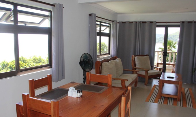 Anse Royale House | Island Cove (Sea View)