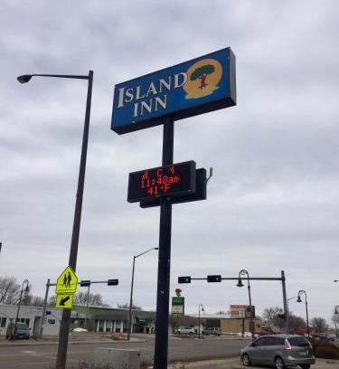 Grand Island Hotel | Island Inn