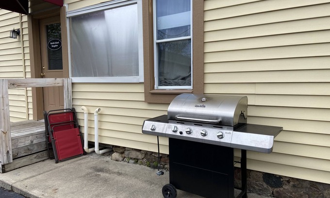 Baldwinsville Apartment | Island Property with Boat Docking