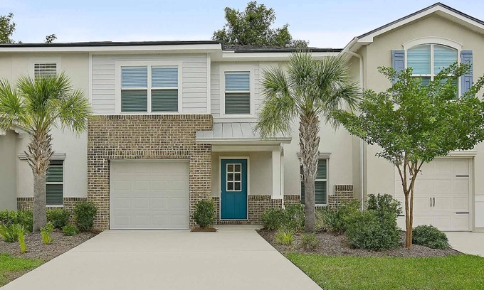 Epworth Acres House | Island Townhouse Summ