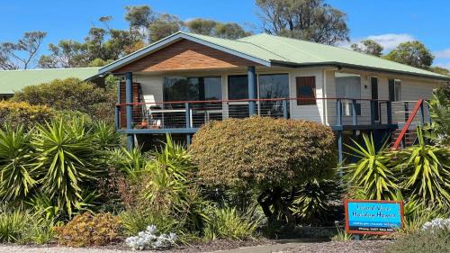 Lake Wangary House | Island View 1