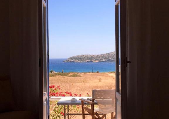 Antiparos Apartment | Island White