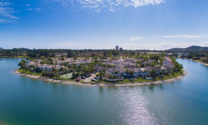 Elanora Hotel | Isle of Palms Resort