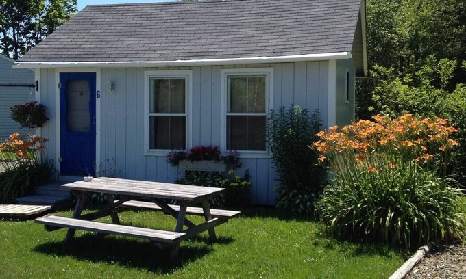 Trenton Apartment | Isleview Cottage 6 - 10 min to Acadia!
