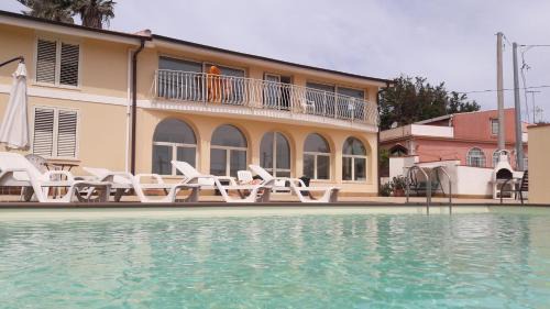 Isola Apartment | Isola del Sole