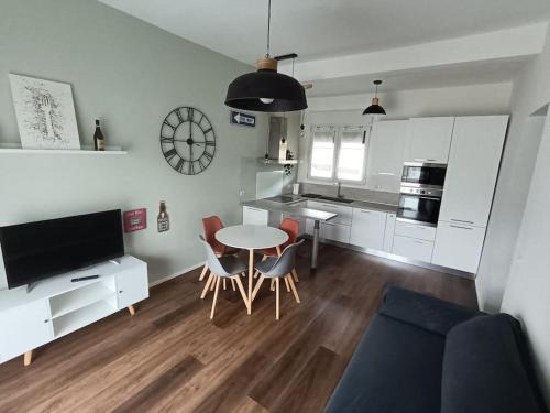 Isolotto Apartment | Isola Verde 2 Bedrooms Apartment