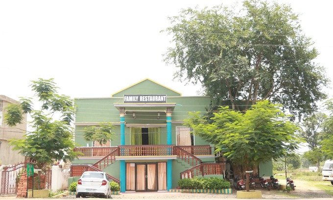 Baihar Hotel | Istaqbal Hotel Mukki