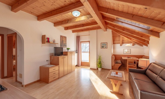 Caldaro Sulla Strada del Vino Apartment | 729C Apartments Haus Weinberg