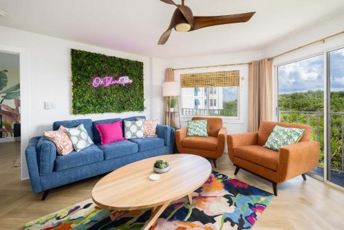 Tavernier House | It's Island Time in the Keys Double King Ensuites 2 Balconies