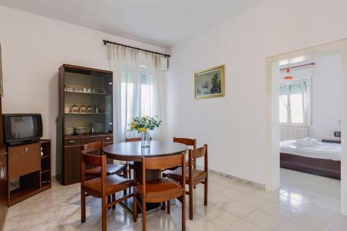 Villa Musone Apartment | Italian Experience-Verdeconero Apartment