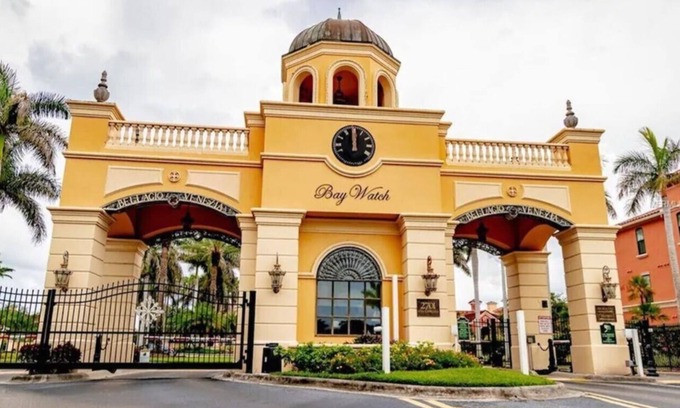 Clearwater Condo | Italian style Waterfront Resort