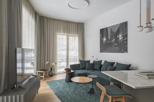Old Town Apartment | IVIS House - Spacious Apartment with Terrace, Vilnius Old Town