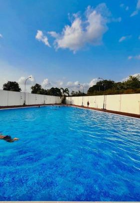 Pali Apartment | Ivy Pali Studio Room with Common Pool 12 kms from Imagicaa