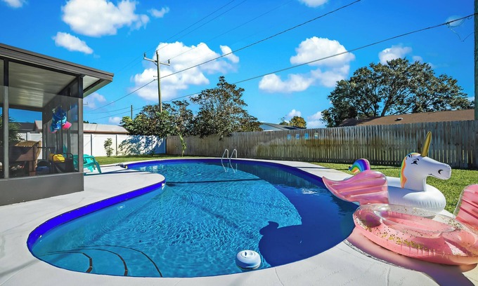 Melbourne House | Ixora16 Heated Saltwater Pool/beach/airport, USSSA