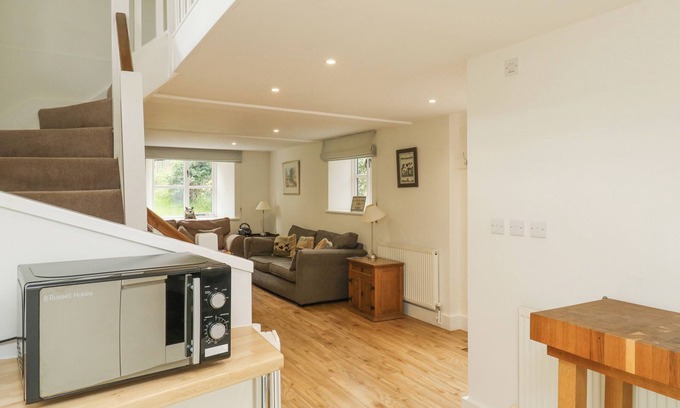 Ottery St Mary Cottage | Ixworth Cottage