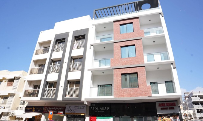 Al Quoz Apartment | Iza 1 Rose 106