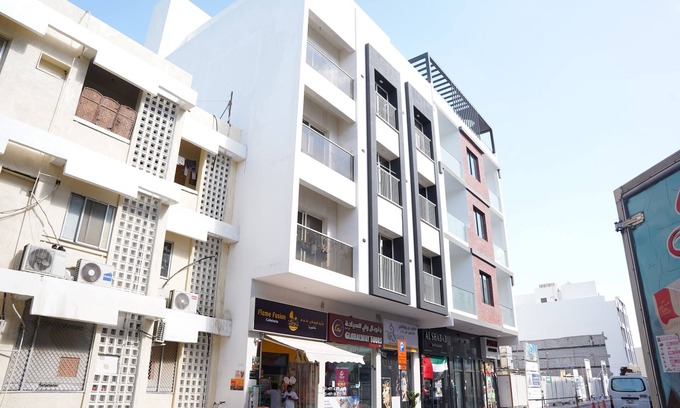 Al Quoz Apartment | IZA 1 Rose 201
