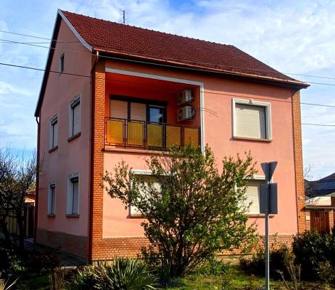 Szeged Apartment | Júlia Apartmanház