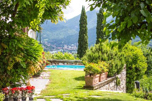 Caslino d'Erba House | J&J House