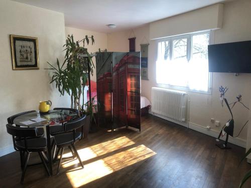 Bourges Apartment | J'offre - Proche de l'hyper centre