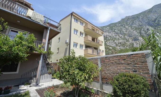 Orahovac Hotel | J & P Apartments Orahovac