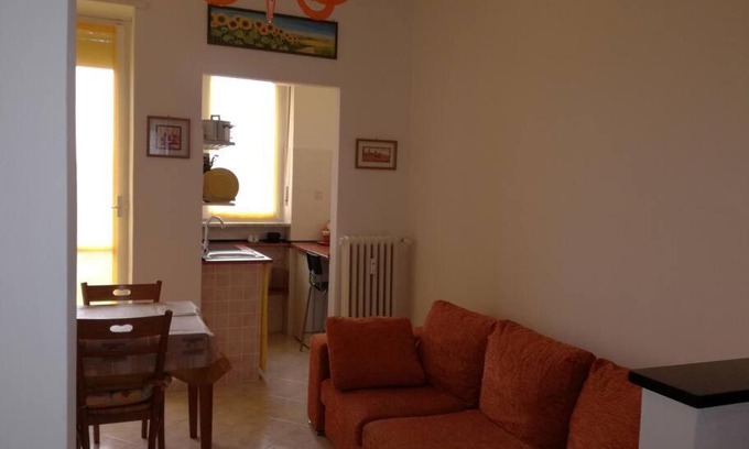 Collegno Apartment | J Stadio. דירה נחמדה ושקטה לחופשה שלכם