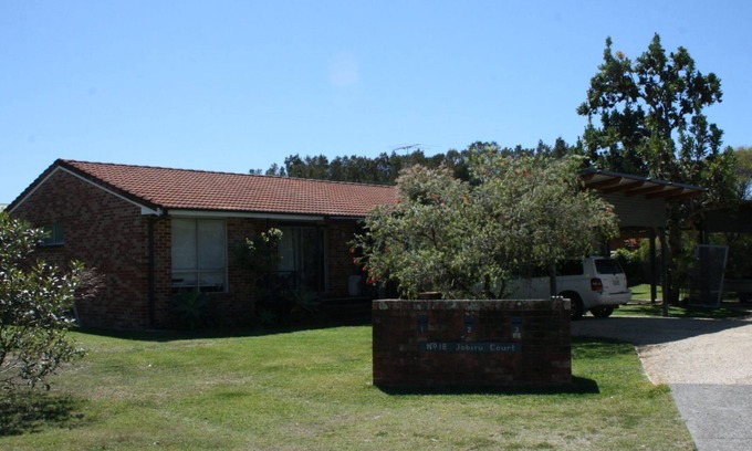 Crescent Head Apartment | Jabiru Court 2 Crescent Head
