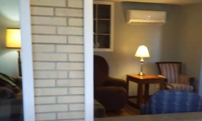 Dundee Apartment | Jack's Joints Apt C River View ~ steps from Village festivities and eateries!