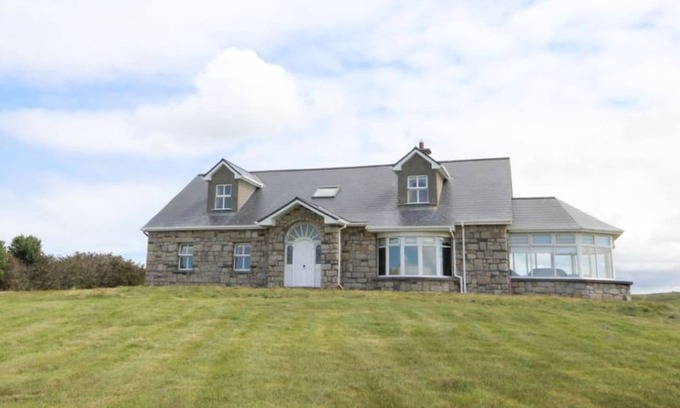 Claddaghduff House | Jackie´s Cottage, Claddaghduff