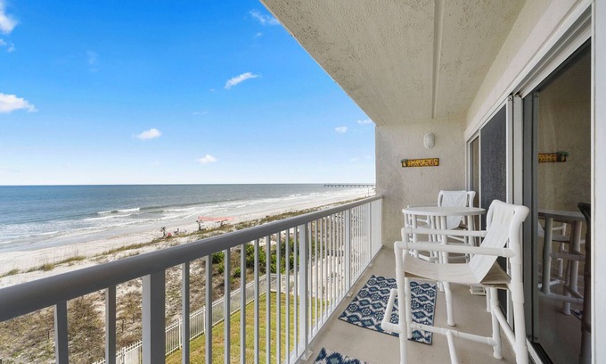 Jacksonville Beach Condo | Jacksonville Beachdrifter by VTrips