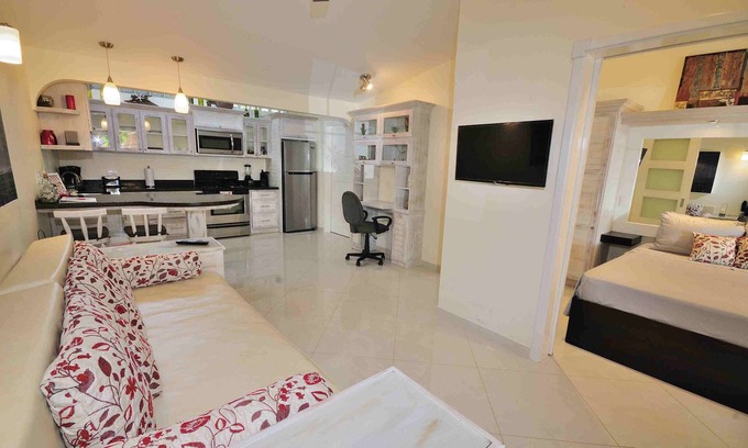 Jaco Condo | Jaco Beach Newly remodeled condo close to the beach!