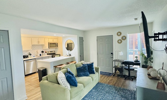 Huntsville Apartment | Jada's Peace