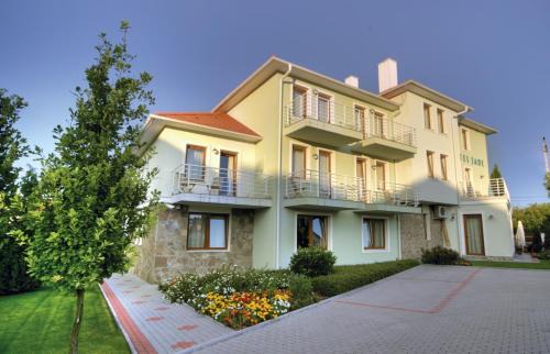 Veszprem Hotel | Jade Hotel-Ezüsthíd Hotel