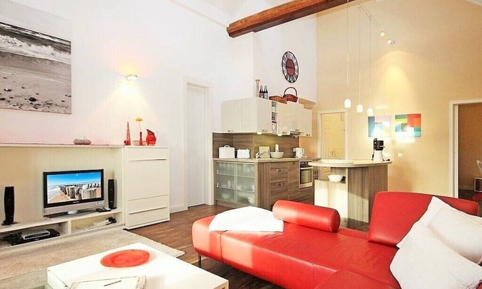 Hohen Niendorf Apartment | Jagdschloss WE 18: very high-quality and tastefully furnished 4-room apartment