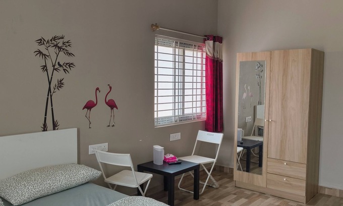 Bengaluru Cabin | Jai Anjaneya Guesthouse near International Airport Bangalore