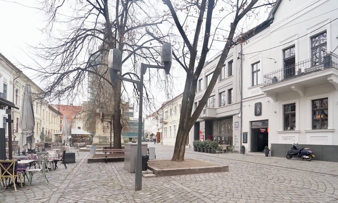 Old Town Apartment | JAIS Home-Moon Apartment-Old Town/Muzeului Square