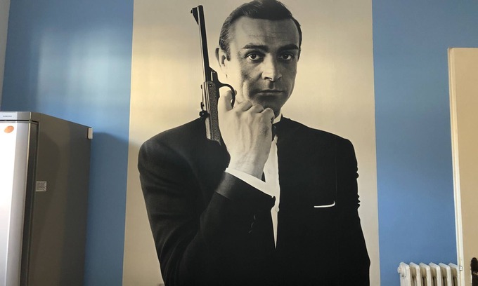 Aosta Apartment | James Bond Apartment - Blue Moon