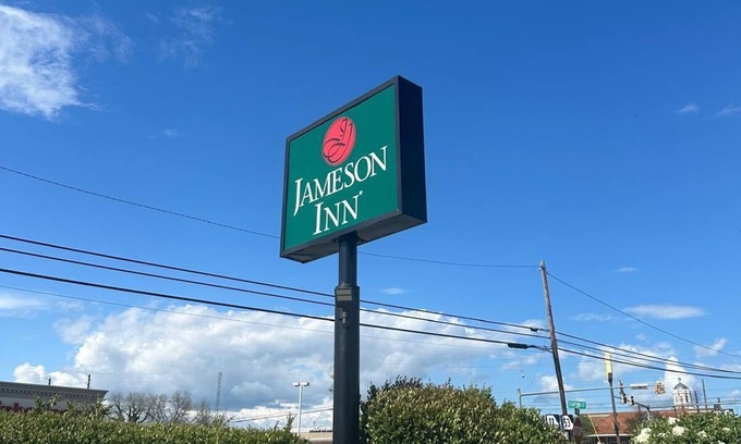 Winder Hotel | Jameson Inn Winder