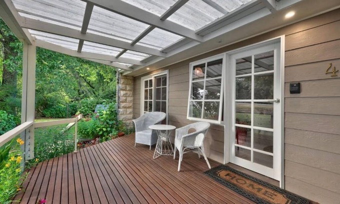 Jamieson Cottage | Jamieson Cottage 4 - By the River
