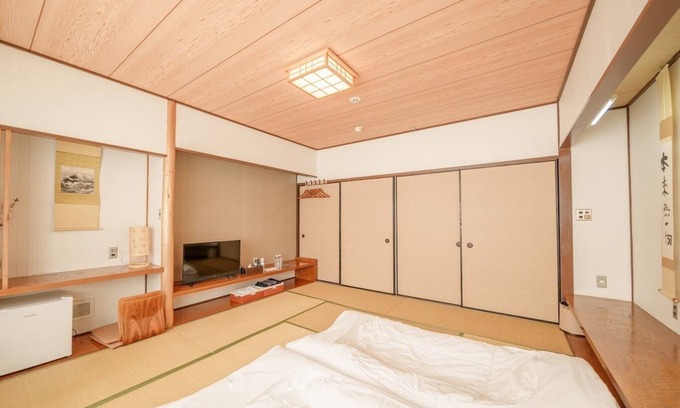 Yamanakako House | Japanesestyle roomBreakfast and dinner included /Minamitsuru-gun Yamanashi