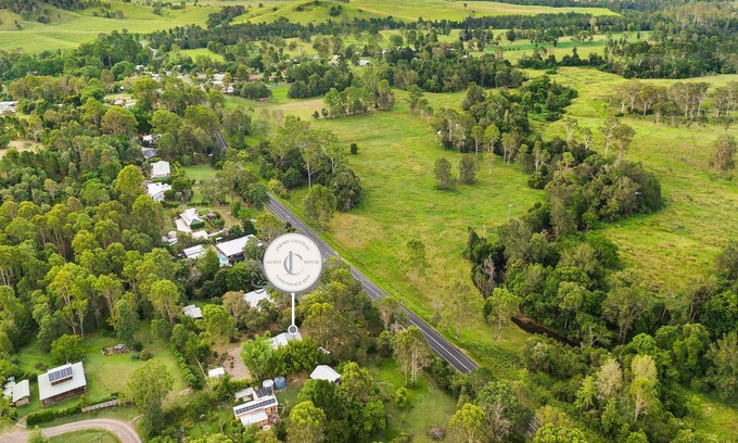 Conondale House | Jardee Chateau Guest House