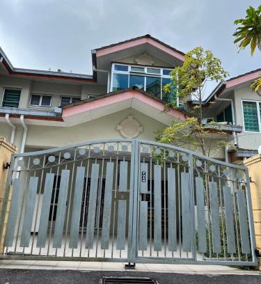 Tanah Rata House | Jarzmin Double Story Homestay @ Royal Lily