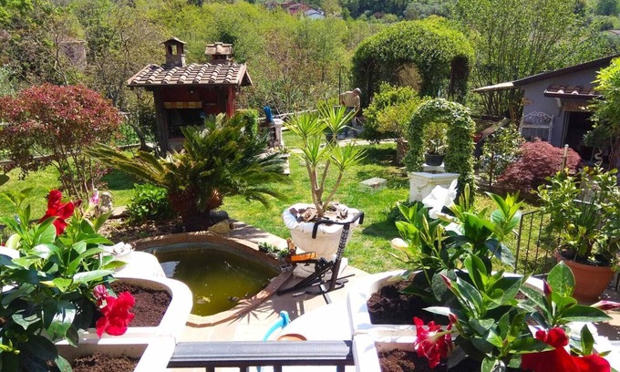 Luni Bed & Breakfast | jasmine cottage
