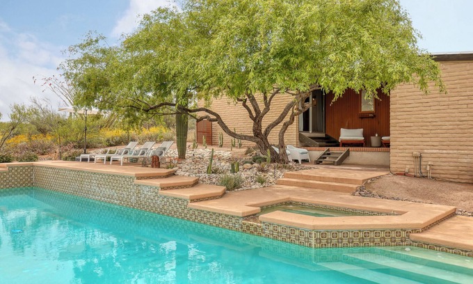 Old Spanish Trail Estates House | Javelina House, Javelina House Desert Oasis