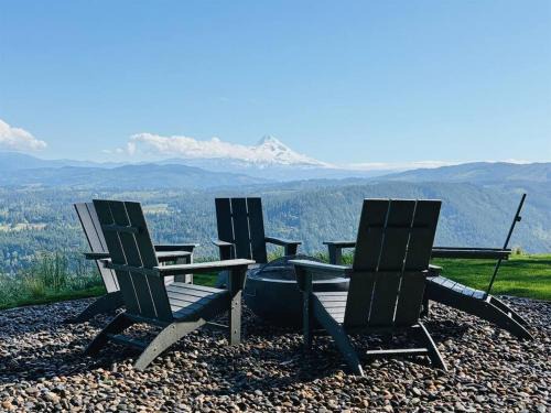 Underwood House | Jaw Drop View! Mt Hood! Fire Pit, Family Friendly