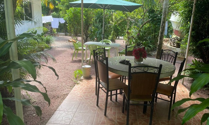 Grand Anse Bed & Breakfast | Jeanny's Apartments