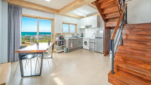 Hallim House | Jeju Hoyeongfarm Stay