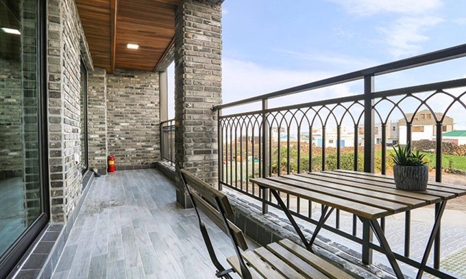Gujwa House | Jeju W699 Pension