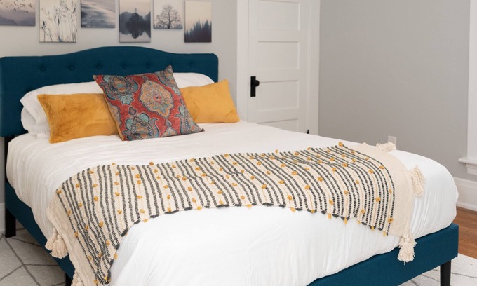Niagara Falls House | Jepson suite
