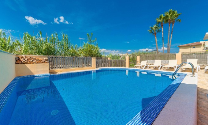 Muro Villa | JERONIMO Villa for 8 with pool in Playas de Muro
